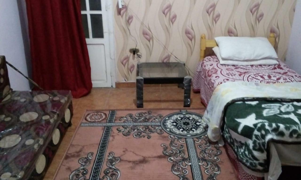 Zahrate Elfirdaos Rooms للرجال فقط Alexandria Exterior foto
